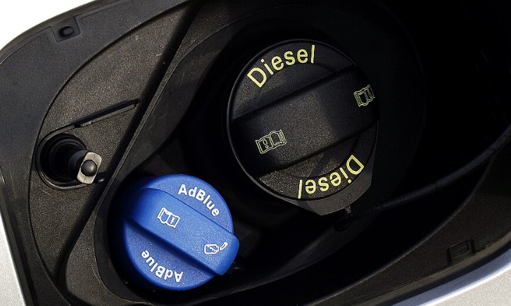 Illustrazione AdBlue sul diesel: cosa succede se il serbatoio resta vuoto